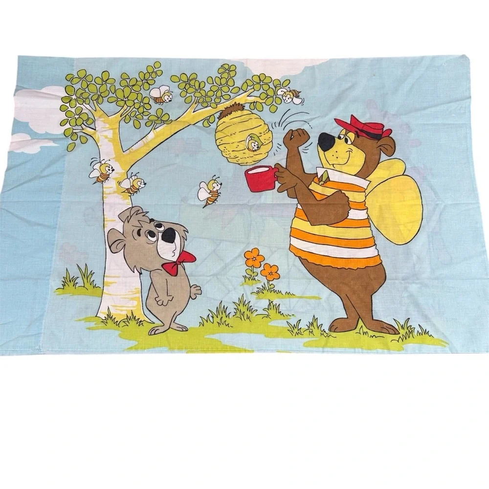 Vintage Yogi Bear Pillowcase Picnic Boo-Boo Bear Hanna Barbera Burlington House
